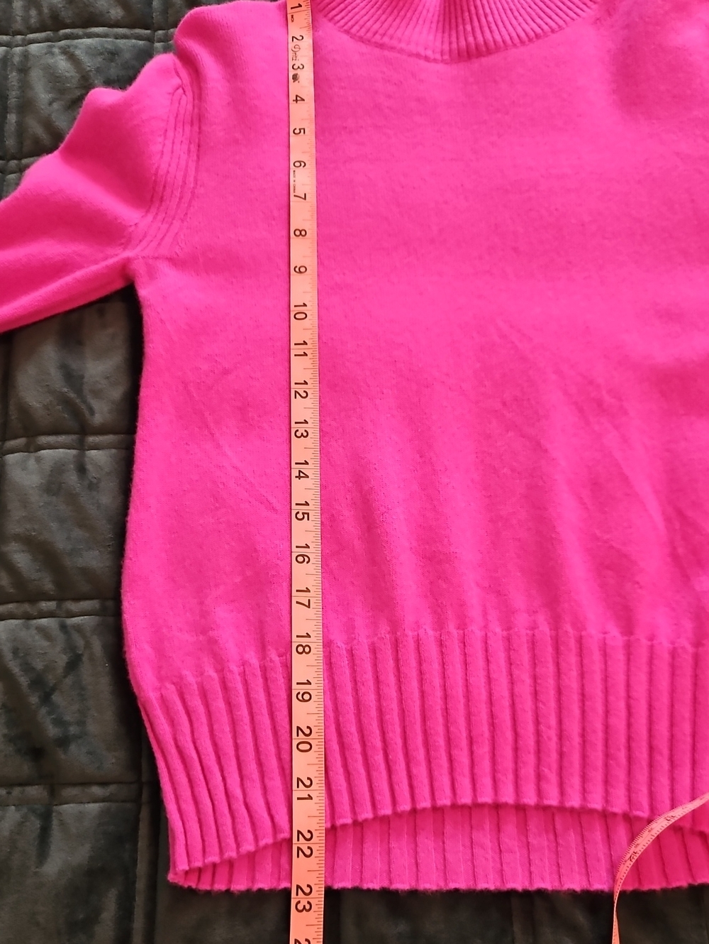 J.Crew 100% Cashmere Turtleneck Sweater | Hot Pink | Size XS | Luxury Staple - Picture 7 of 8